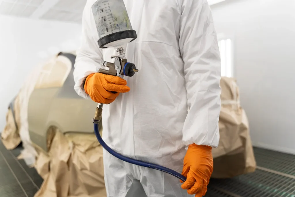 Pintura de Precisión Profesional | Auto Body Werks, Santa Ana, CA